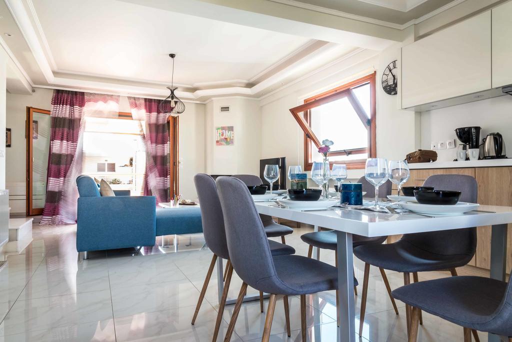 Leo - Unique Glyfada Apartment Athene Buitenkant foto